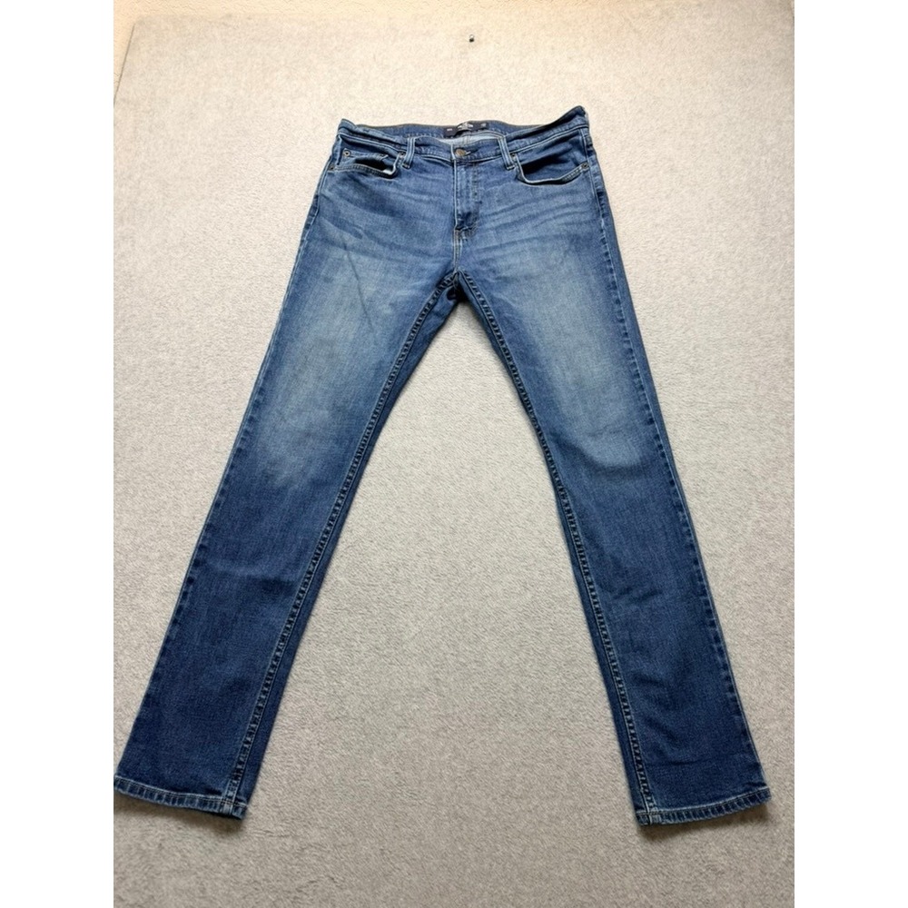 Hollister Epic Flex Slim Straight Jeans Mens 33x32 Blue Denim Mid Wash Pants